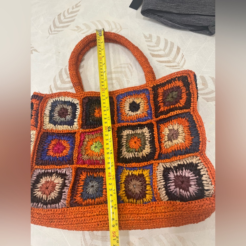 Handcrafted Raffia Crochet Tote Bag - Picture 4 of 5